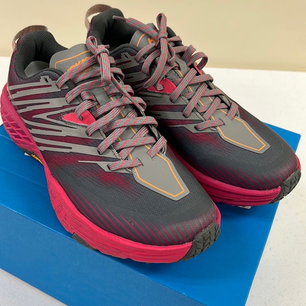 Brand new Hoka SpeedGoat4.